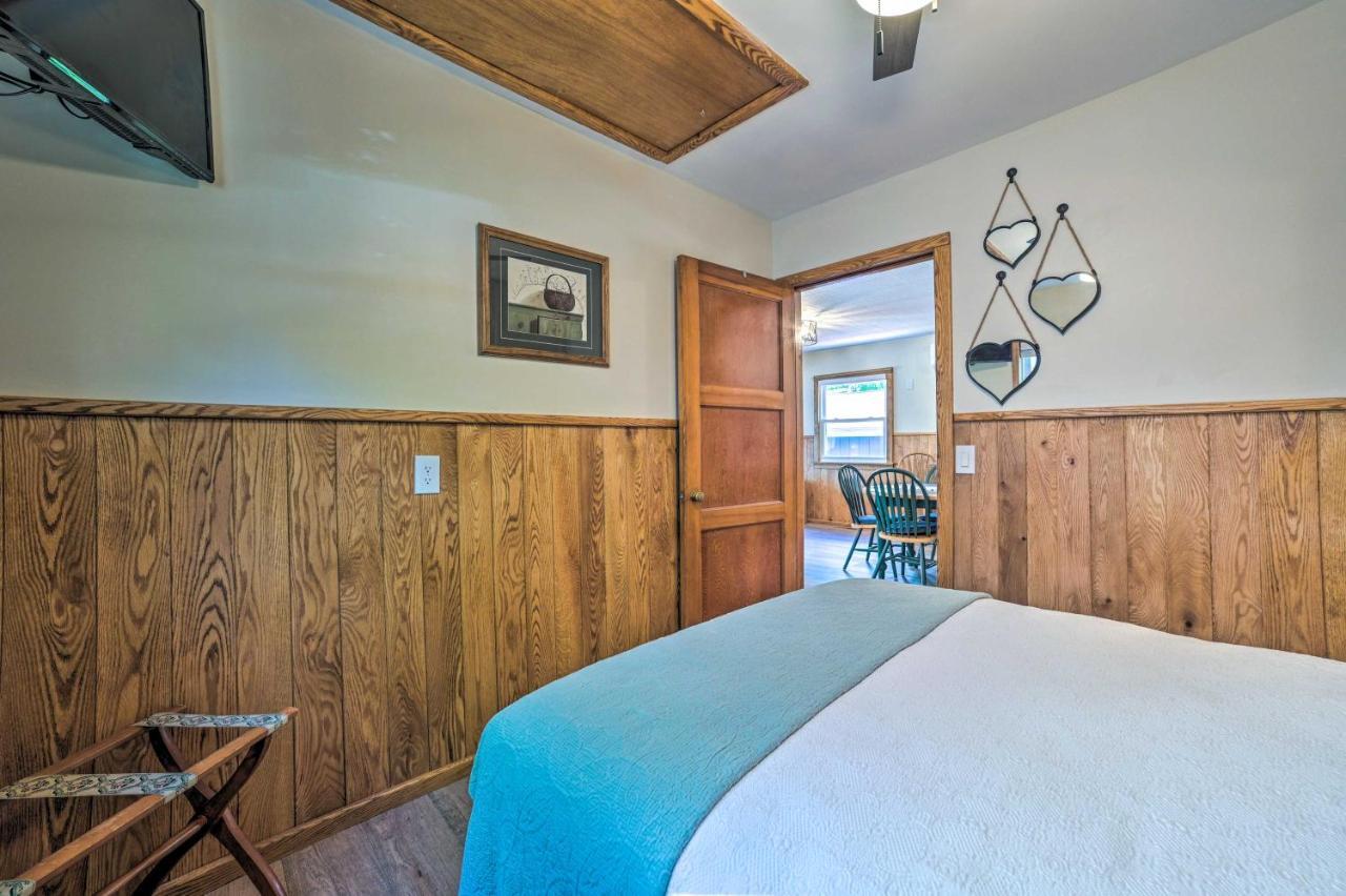 East Tawas Lakefront Getaway With Kayaks And Deck Exterior foto